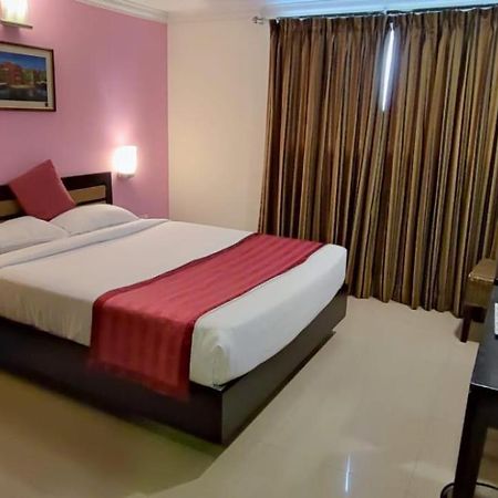 Shilton Suites Bangalore Buitenkant foto